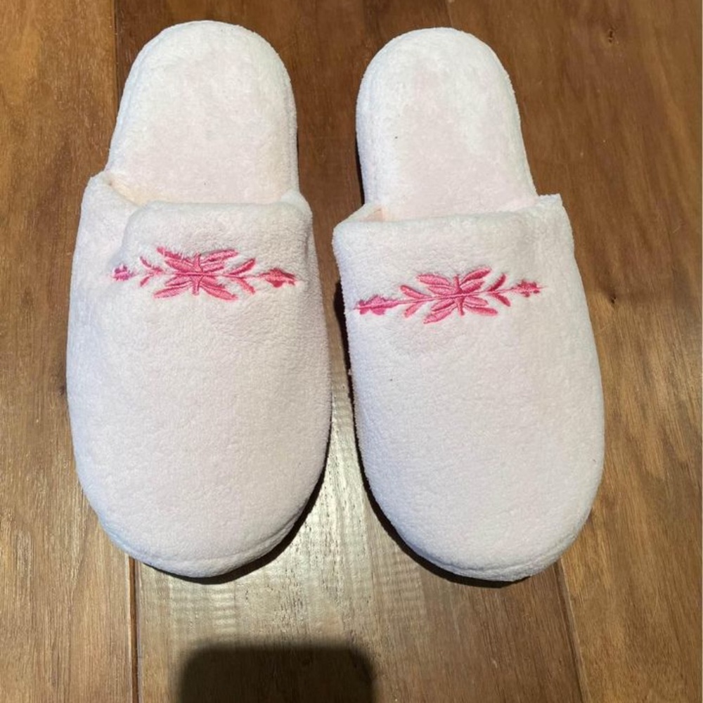 Ladies Slippers
